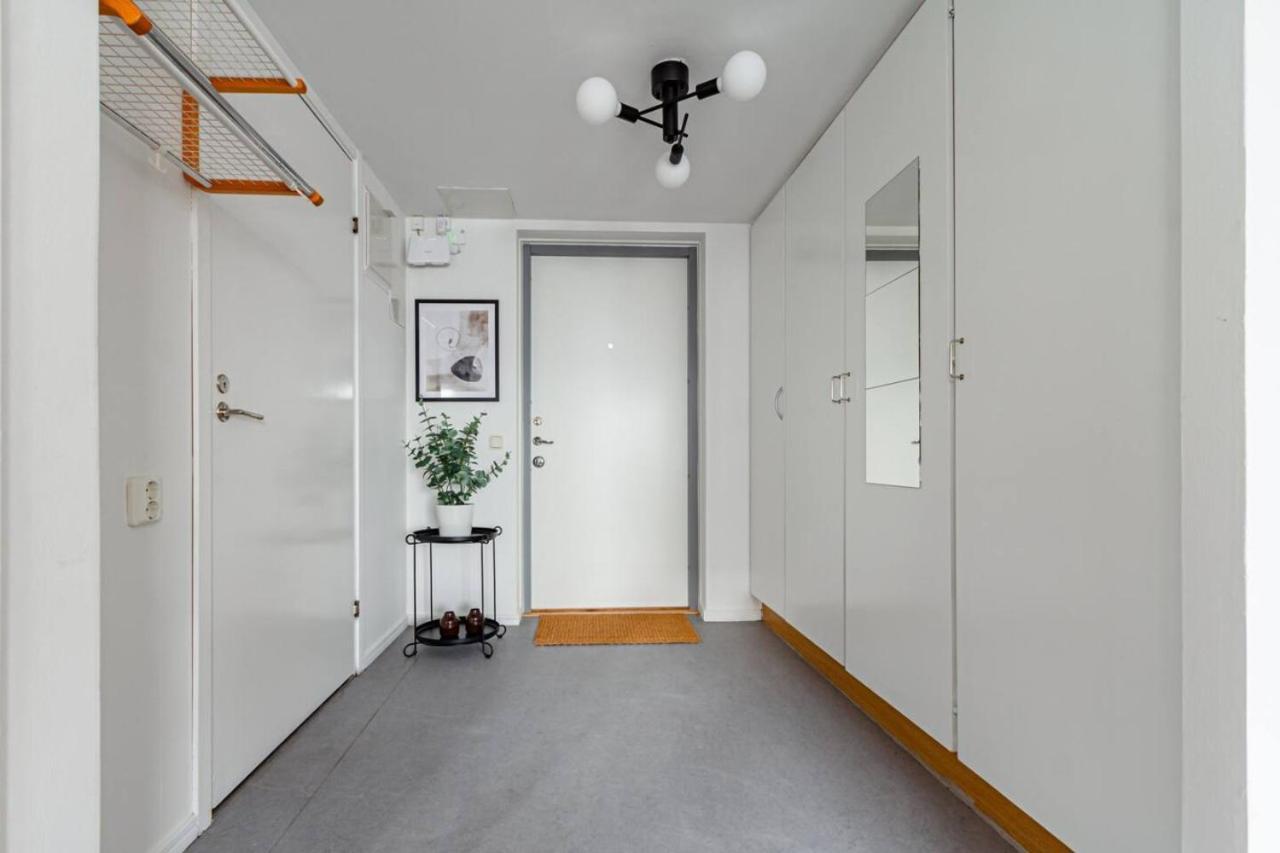 Simple Studio In Trendy Soedermalm - Construction Work ストックホルム エクステリア 写真
